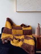 Chunky Knit Blanket — CHECKERED