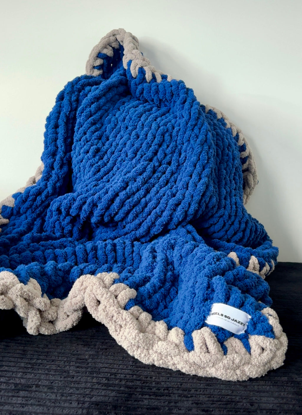 Chunky Knit Blanket — BORDER