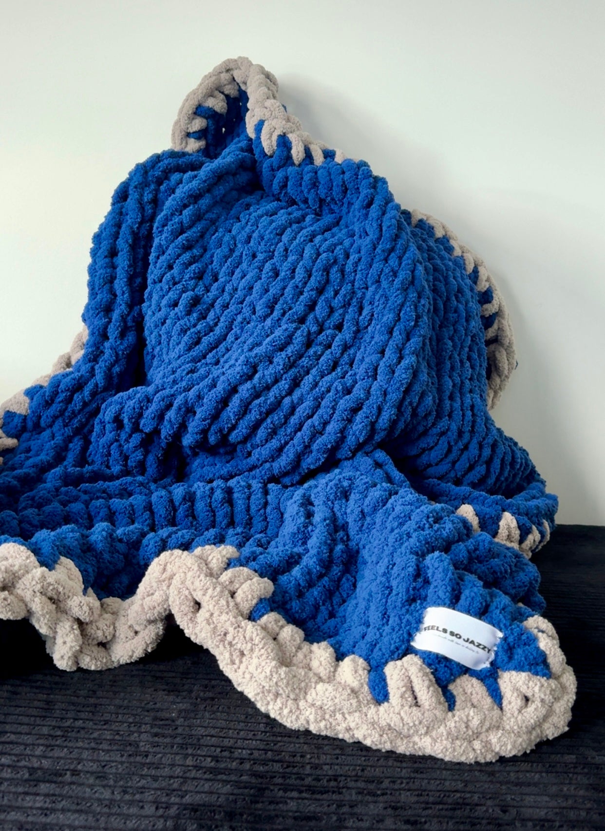 Chunky Knit Blanket — BORDER