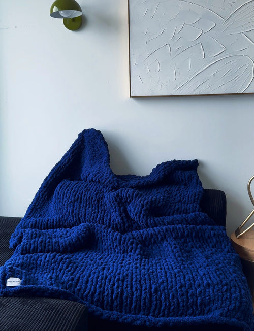 Chunky Knit Blanket — Solid Color