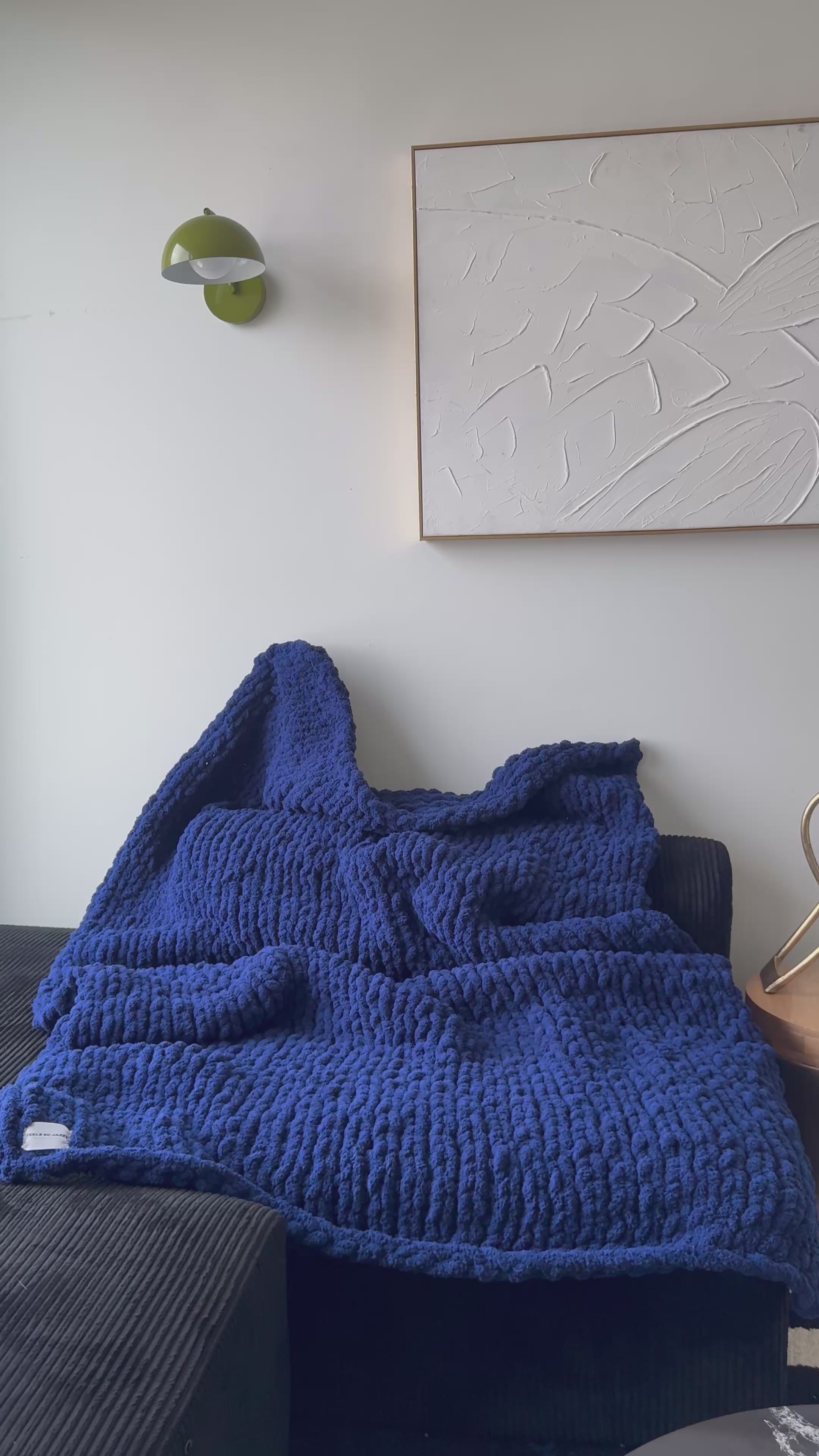 Chunky Knit Blanket — Solid Color
